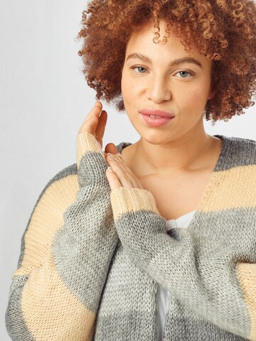 Zizzi Knit Cardigan 'Joy' in Grey