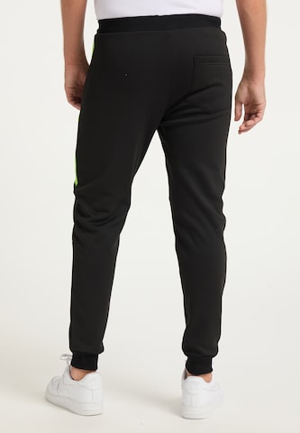 Mo SPORTS Tapered Trousers in Black