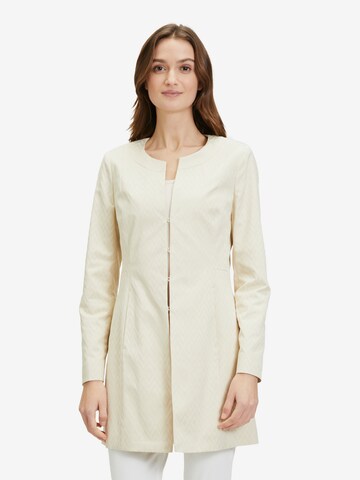 Betty Barclay Longblazer mit Taschen in Beige: predná strana