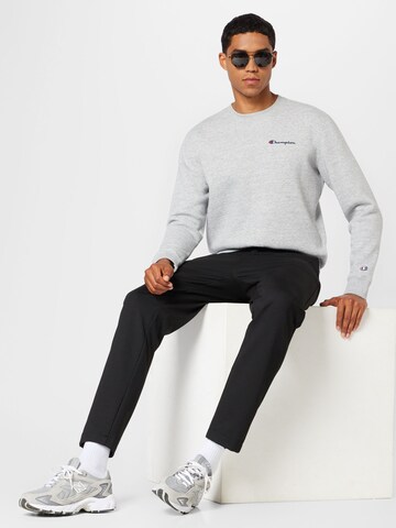 Champion Authentic Athletic Apparel - Sweatshirt 'Classic' em cinzento