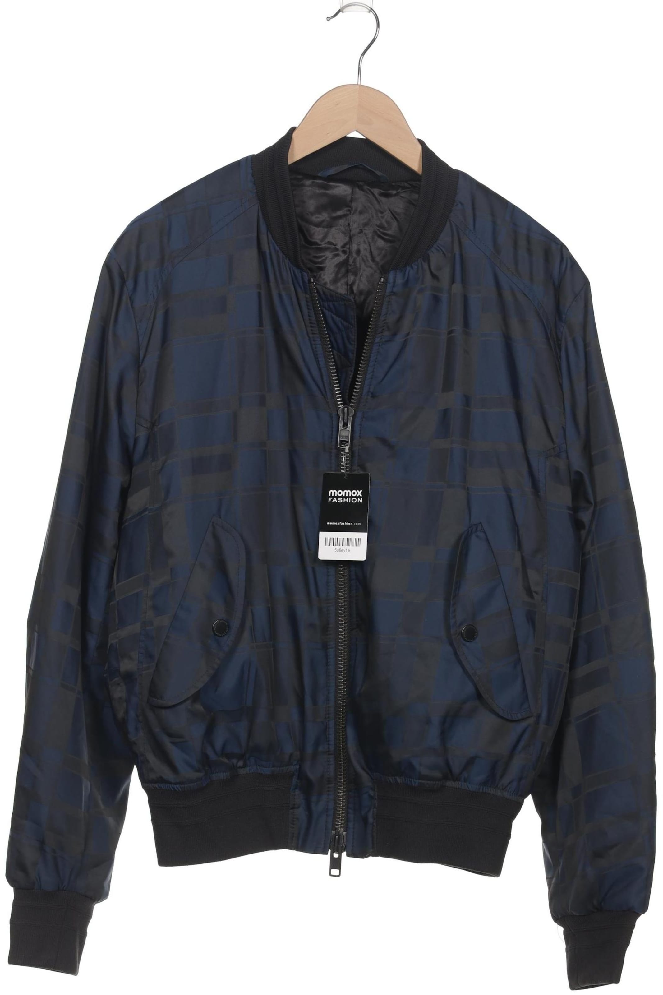 Tiger of Sweden Jacket & Coat in M-L in Blue: front