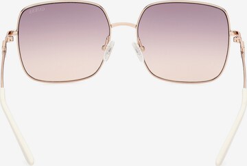 GUESS Sonnenbrille in Gold