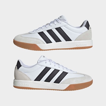 ADIDAS SPORTSWEAR Nizke superge 'VL COURT FC' | bela barva