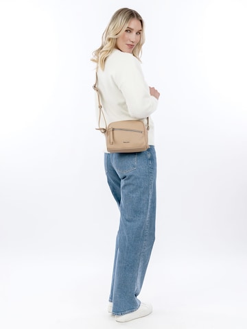 Tamaris Shoulder bag ' TAS Alessia ' in Beige: front