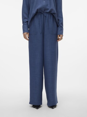 VERO MODA Wide leg Broek 'MELANEY' in Blauw: voorkant