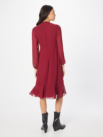 Trendyol Kleid in Rot