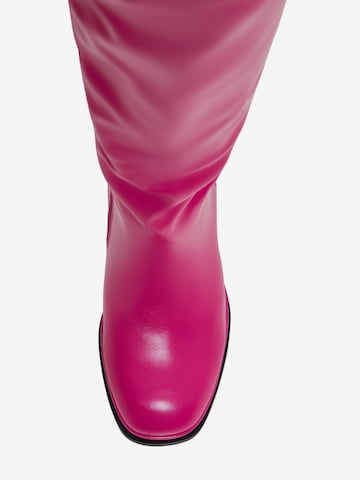 CESARE GASPARI Boots in Pink