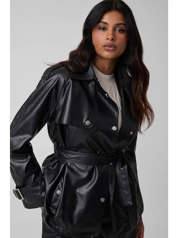 GUESS Between-Seasons Coat in Black