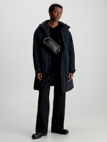 Calvin Klein Taška přes rameno – černá