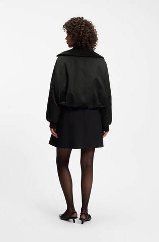 HUGO Übergangsjacke in Schwarz