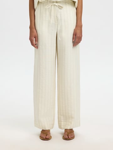 SELECTED Loosefit Housut värissä beige: etupuoli