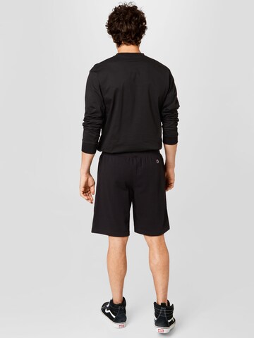 Regular Pantalon 'Bermuda' Champion Authentic Athletic Apparel en noir