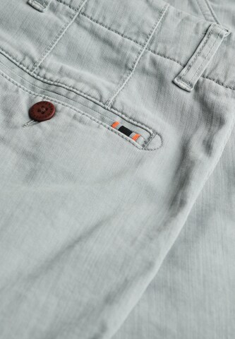 Superdry Regular Shorts 'Offier' in Grau