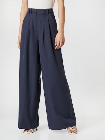 Guido Maria Kretschmer Collection Wide leg Pleat-Front Pants 'Brenda' in Blue: front