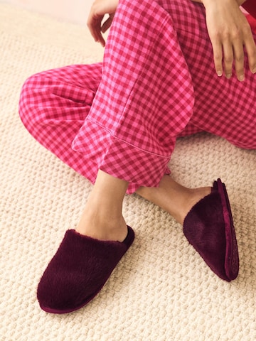 Pantoufle Next en rouge