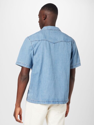 WEEKDAY Regular fit Button Up Shirt 'Burbank' in Blue