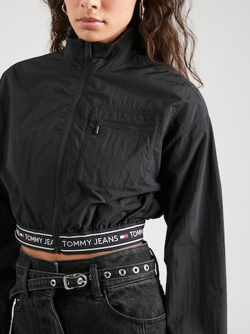 Tommy Jeans - Chaqueta de entretiempo en negro