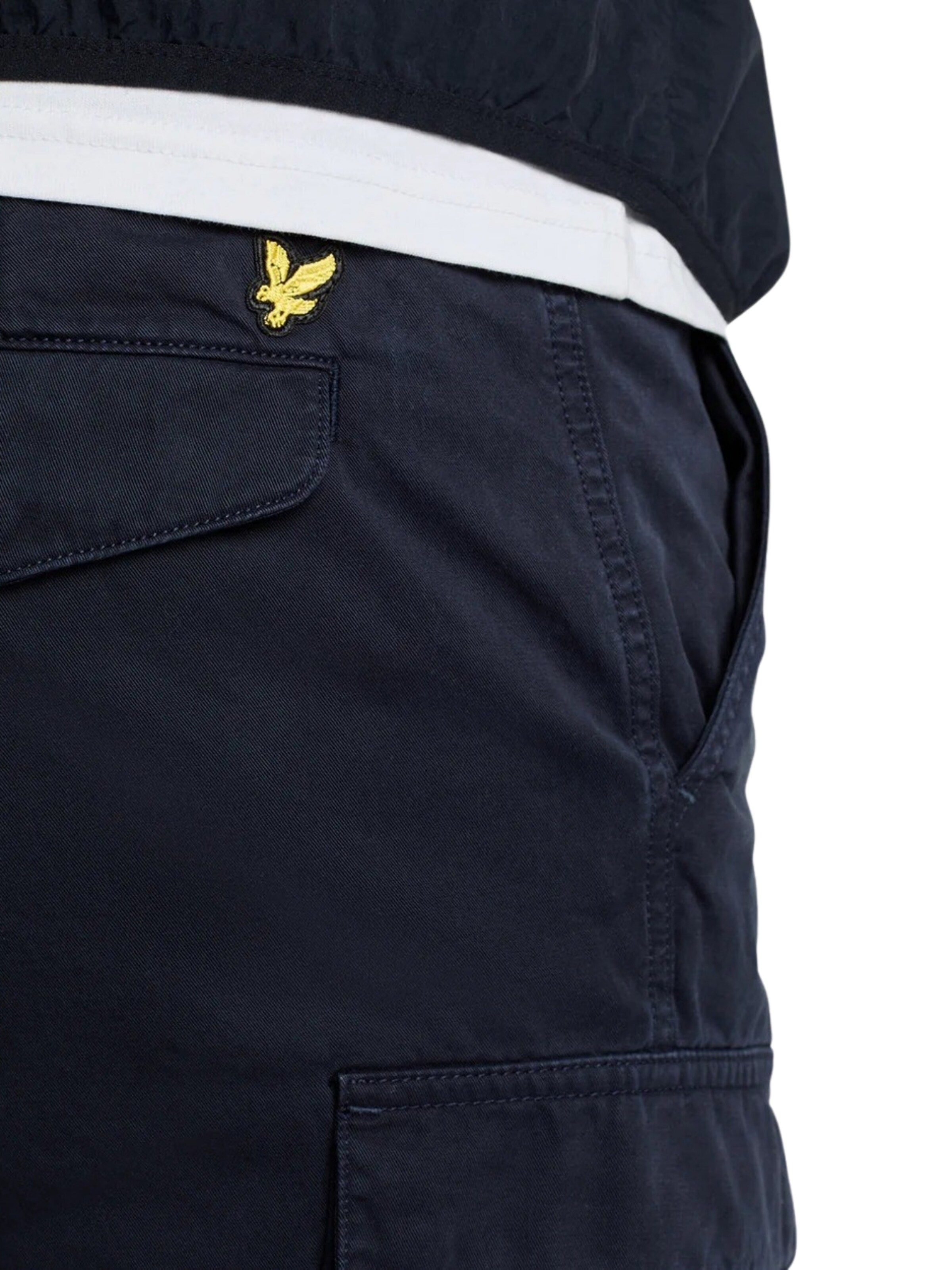 Lyle & Scott Regular Broek in Blauw