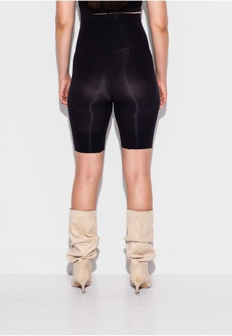 Coupe slim Pantalon modelant 'Alfie' Lykkeland Atelier en noir