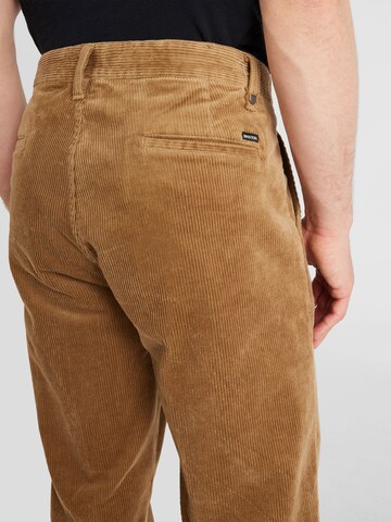 Regular Pantalon chino 'CHOICE' Brixton en marron