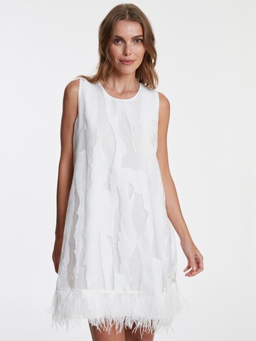 Ana Alcazar Dress 'Walisea' in White