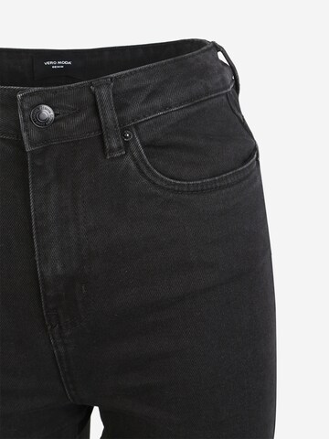 Vero Moda Tall Regular Jeans 'ELLIE' in Zwart