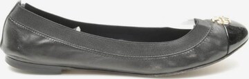 Tory Burch Flats & Loafers in 38 in Black: front