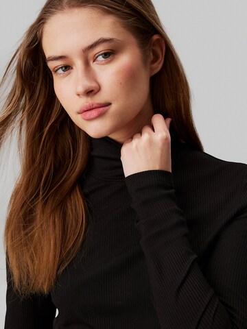 Calvin Klein Shirt in Black