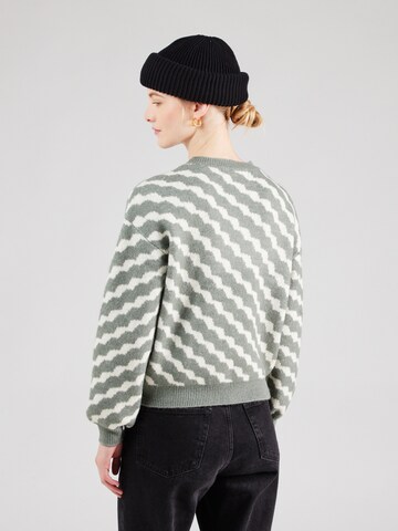 VERO MODA Свитер в Зеленый