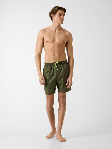 GUESS Board Shorts in Green