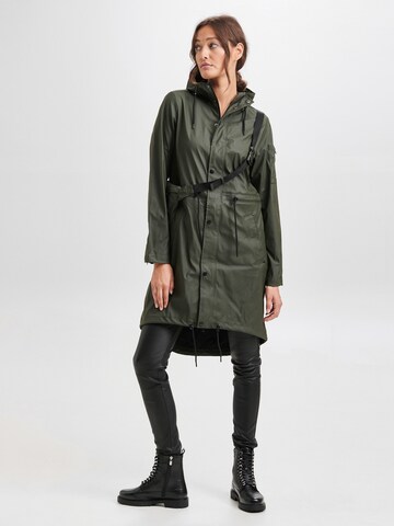 Notyz Raincoat in Green