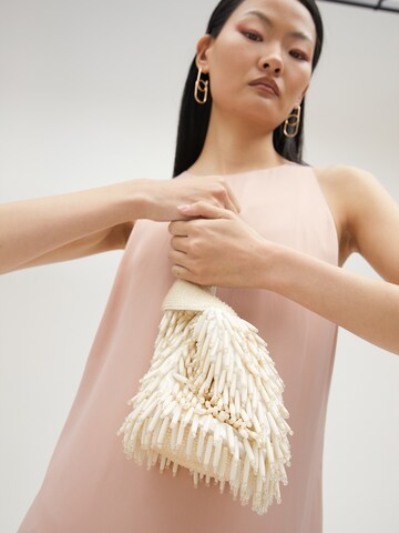 Pochette Lola Casademunt en blanc