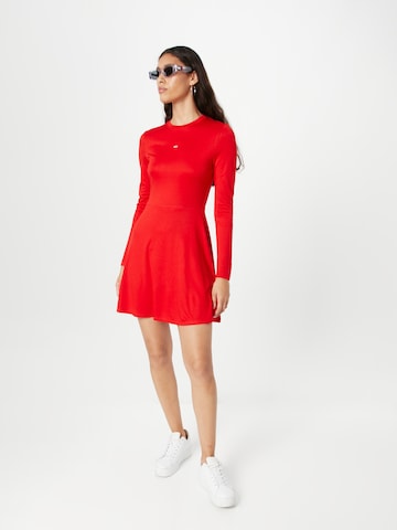 Tommy Jeans Jurk in Rood