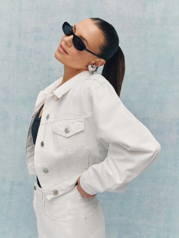 WÔNE STUDIOS Φθινοπωρινό και ανοιξιάτικο μπουφάν σε λευκό