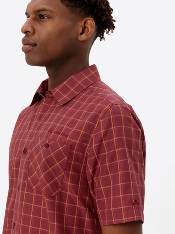 VAUDE Regular fit Athletic button up shirt 'Albsteig III' in Red