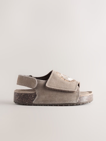 Next Åbne sko i brun