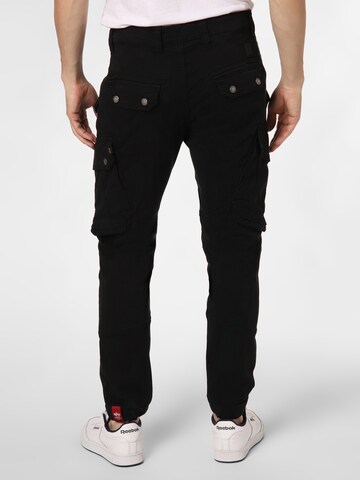 ALPHA INDUSTRIES - Tapered Calças cargo 'Combat' em preto