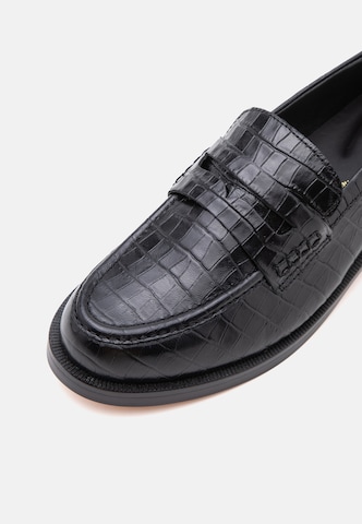 Chaussure basse 'Straven2' CLARKS en noir