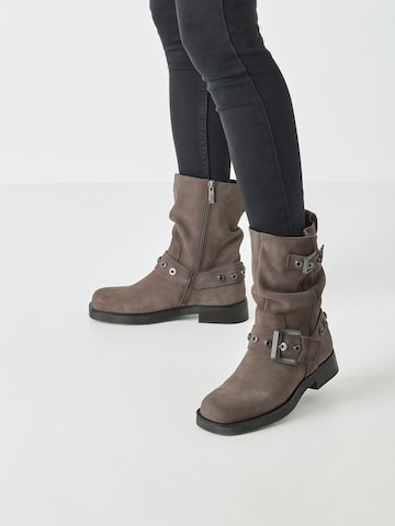 Tamaris Boots in Grey: front