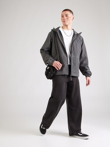 Iriedaily - Chaqueta de entretiempo 'Ghostmode' en negro