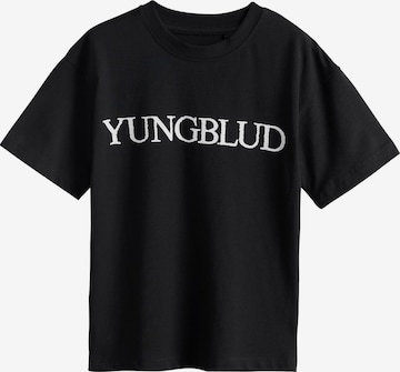 Next Shirt in Black: front