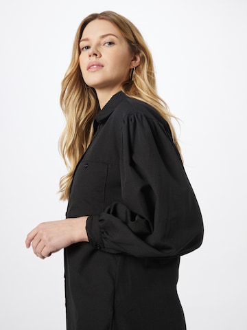 Trendyol Bluse in Schwarz