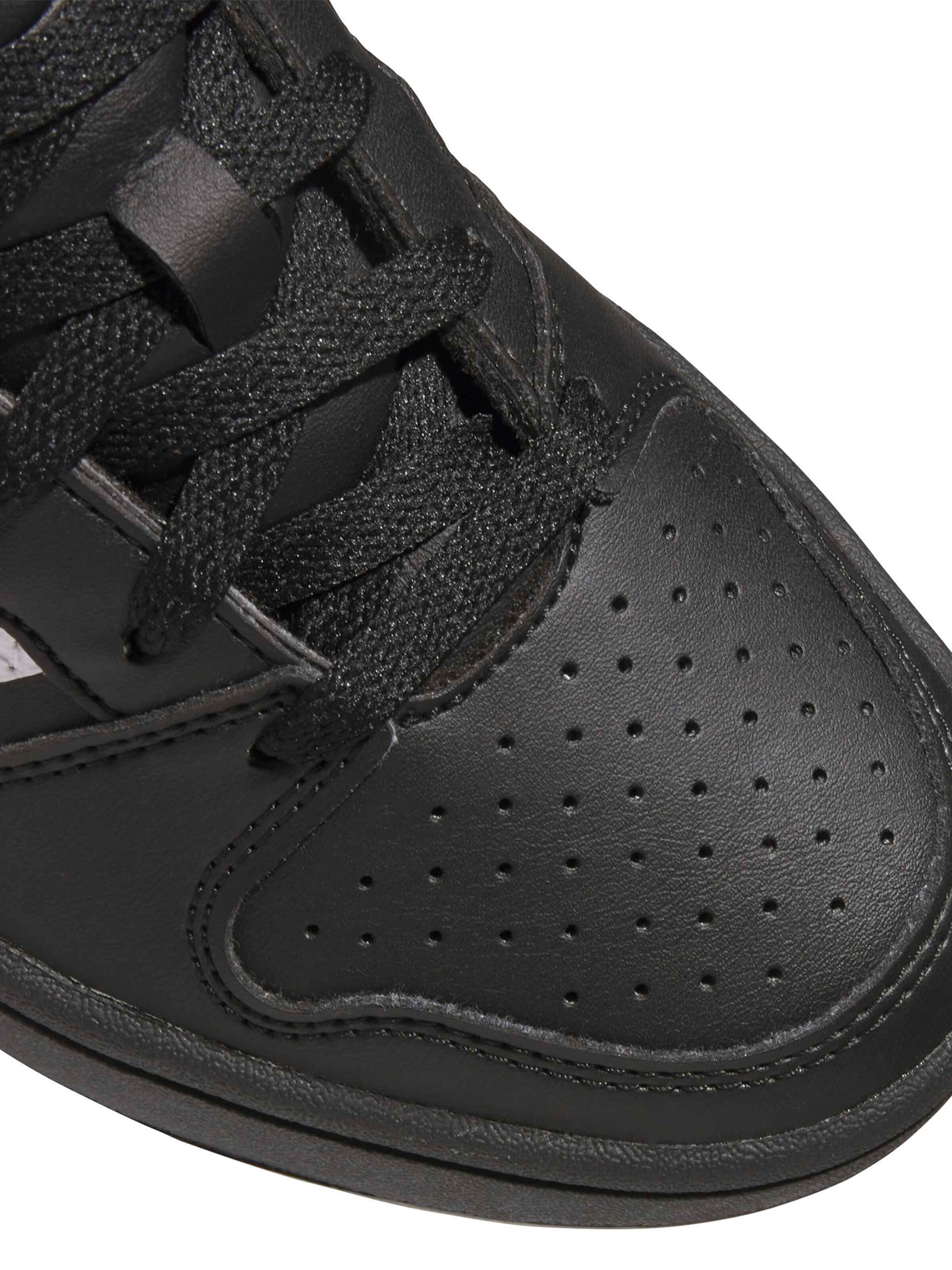 ADIDAS SPORTSWEAR Sneaker 'HOOPS CLASSIC' in Schwarz