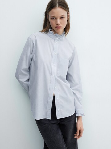 MANGO Blouse in Blauw: voorkant