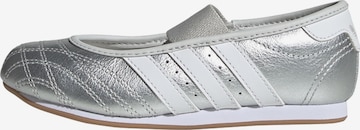 ADIDAS ORIGINALS Sneakerina 'Taekwondo' in Silber: Vorderseite