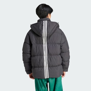 ADIDAS ORIGINALS Winterjas 'Rifta' in Zwart