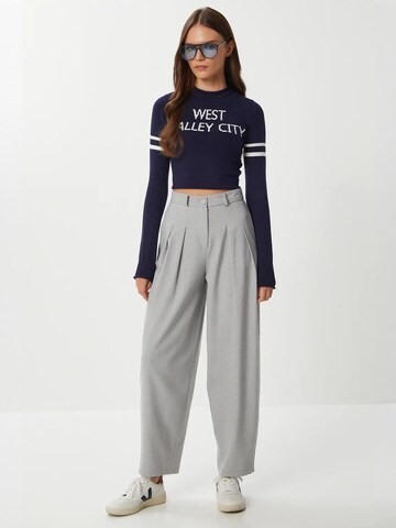 Happiness İstanbul Pleat-front trousers in Grey