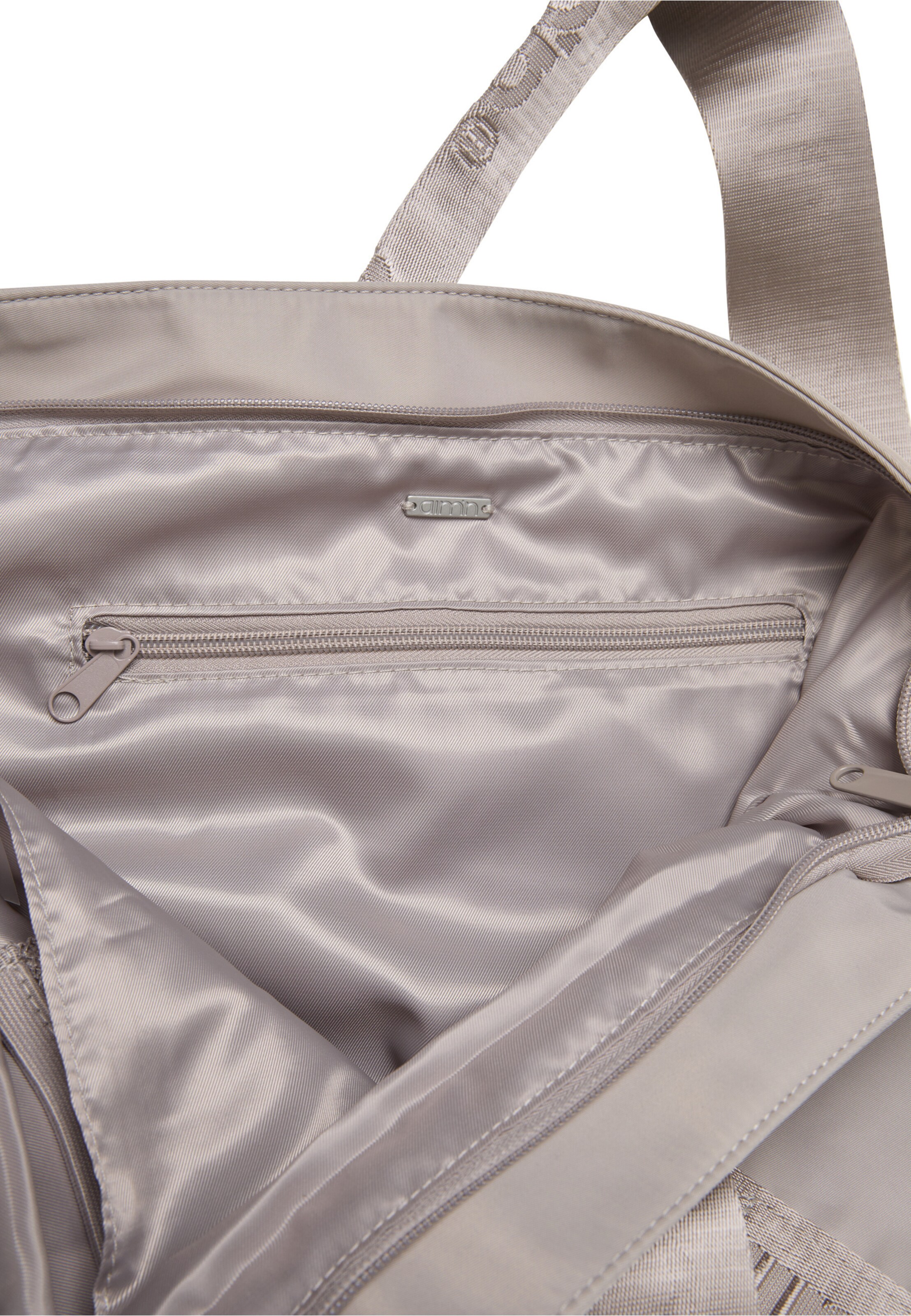 Aim'n Shopper in Bruin