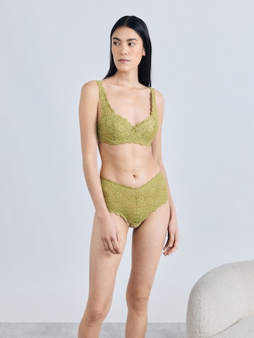 TRIUMPHT-shirt Grudnjak 'Amourette' - zelena boja