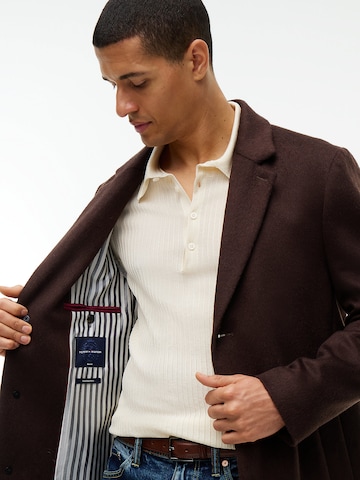 TOMMY HILFIGER Between-seasons coat 'New York' in Brown